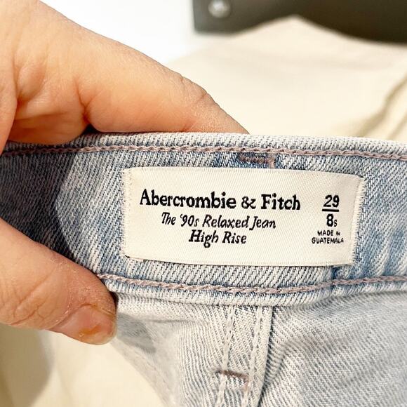 Abercrombie & Fitch High Rise 90s Relaxed Straight Leg Jeans White Blue 29 / 8 - Picture 2 of 4